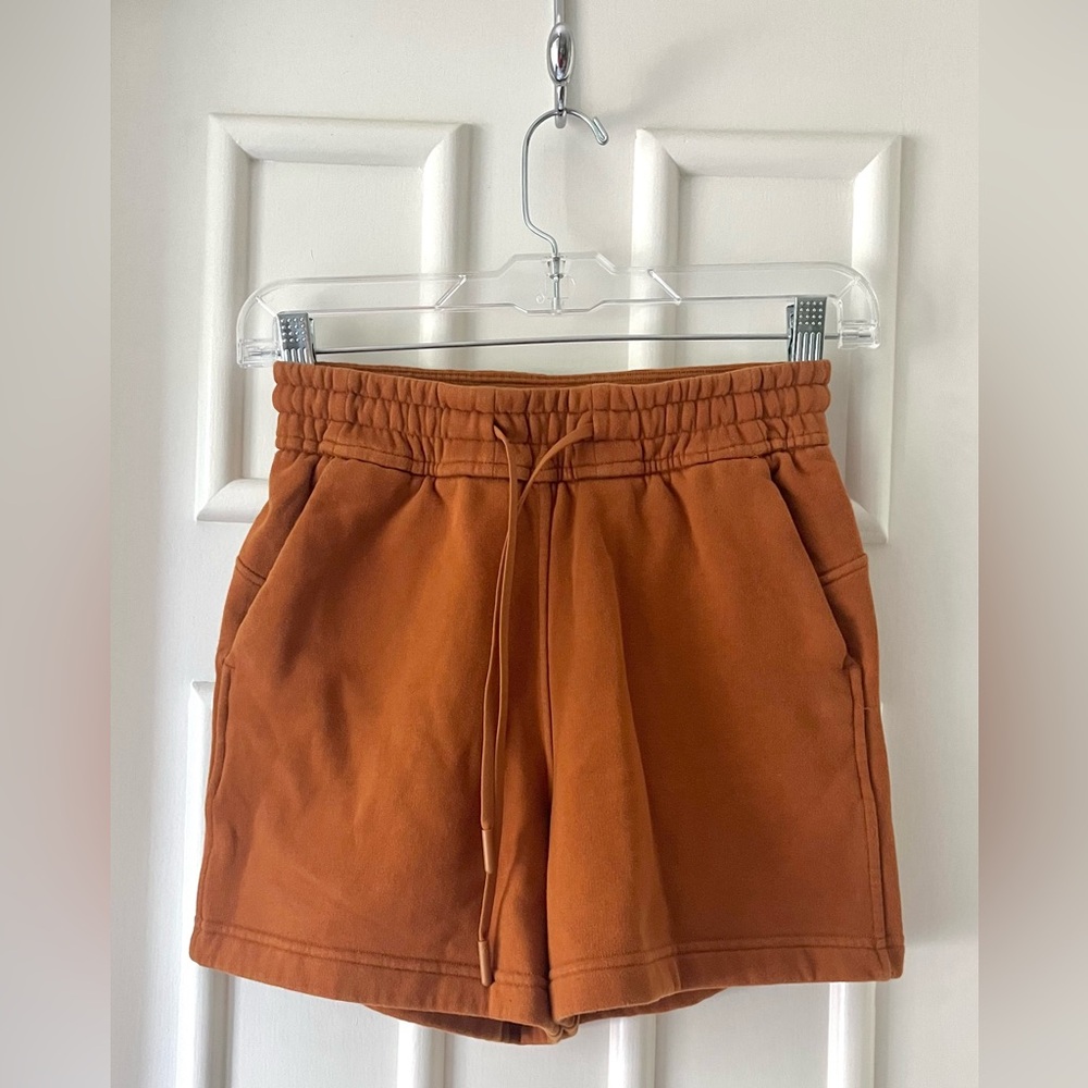 Lululemon Loungeful High-Rise Short 4" Burnt Brown